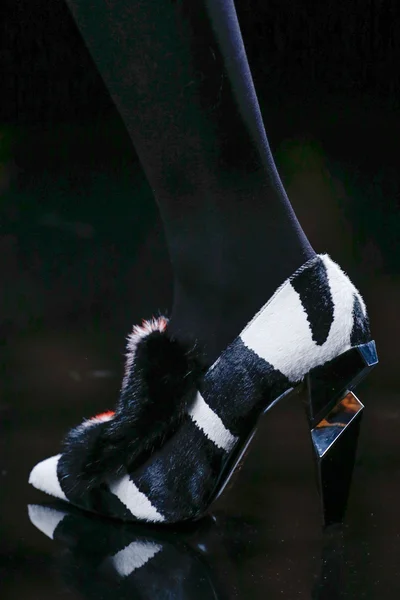 Look 37
